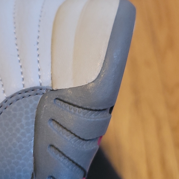 Retro 12 - Picture 8 of 10